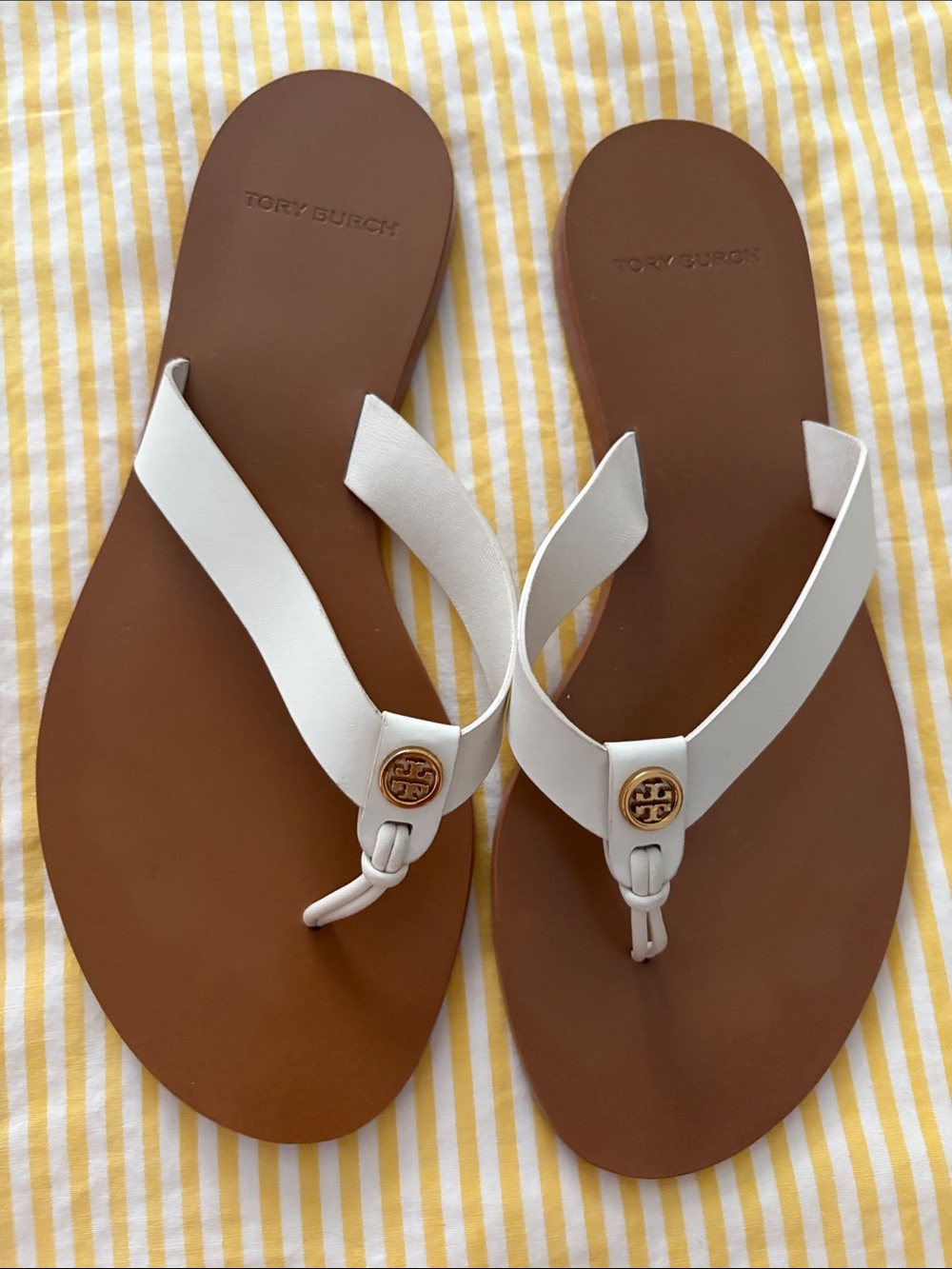 Tory Burch White Leather Thong Sandals with Gold Logo